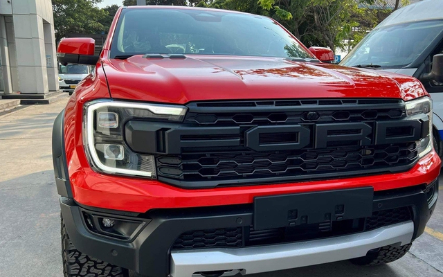 Ford Ranger Raptor 2023 đổ bộ đại lý Việt Nam: Giao xe tháng sau, nhưng nhiều màu hot phải chờ đến tháng 5