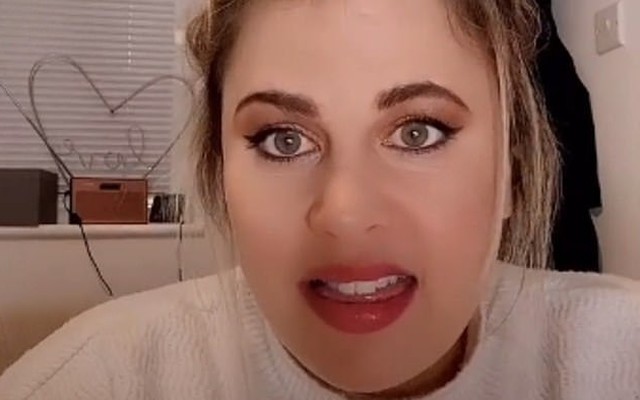 Phát hiện bạn trai ngoại tình vào lúc 2h sáng, cô gái tiết lộ công cụ đặc biệt