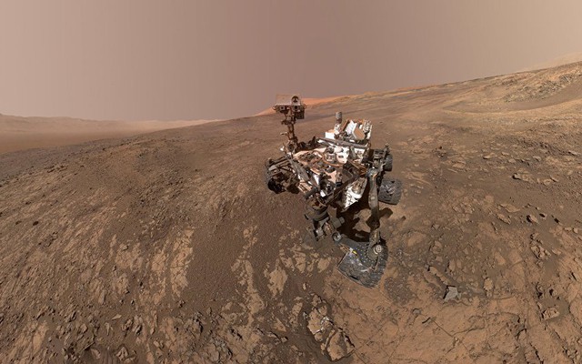 NASA: Xe tự hành Curiosity lần đầu chụp được ảnh tia Mặt Trời trên Sao Hỏa