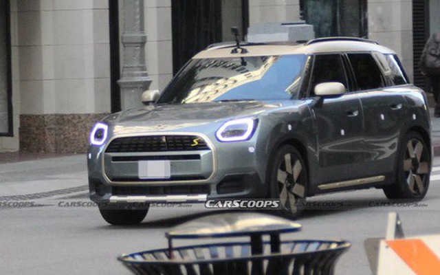 MINI Countryman 2024 chạy trên đường không thèm ngụy trang, để lộ thiết kế mới có điểm giống 'vua địa hình' Defender