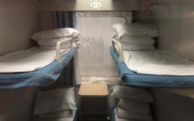 Tranh cãi khi 1 phụ nữ Trung Quốc được xếp cùng khoang giường nằm tàu hỏa cùng 3 nam giới