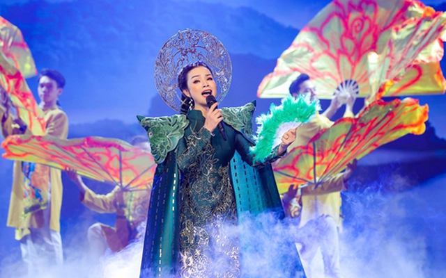 Ca sĩ Tân Nhàn hát thăng hoa trong đêm nhạc riêng, tái hiện lại chặng đường gần 20 năm ca hát