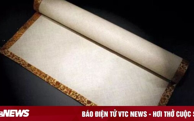 Dọn kho bảo tàng tìm thấy 'chiếu rách', chuyên gia nói 'nó đáng giá 68 tỷ'