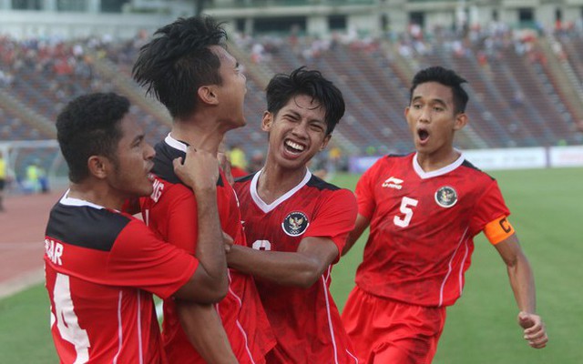 Fan Indonesia: "U22 Việt Nam tấn công quá ngầu, chúng tôi sẽ đá tiếp vì các bạn!"