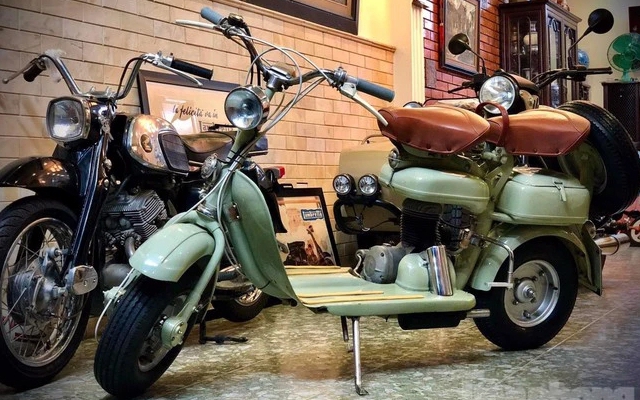 Dân chơi Hà thành chi hơn 10.000 USD 'săn' xe gắn máy đời cổ