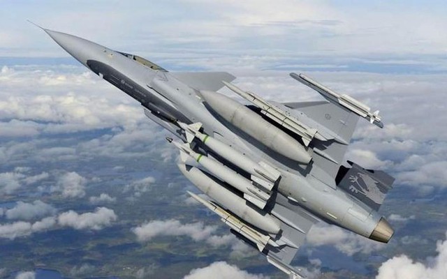 Kịch bản JAS-39 Gripen tới điểm nóng