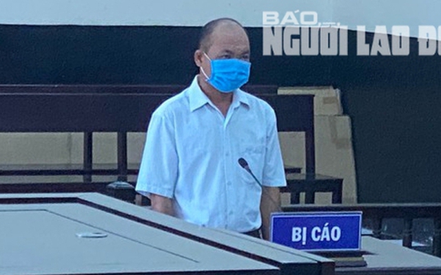 CLIP: Xét xử nguyên thiếu tá công an ở Tiền Giang nhận hối lộ