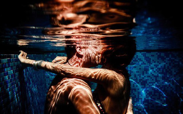 Sex dưới nước và những nguy cơ tiềm ẩn