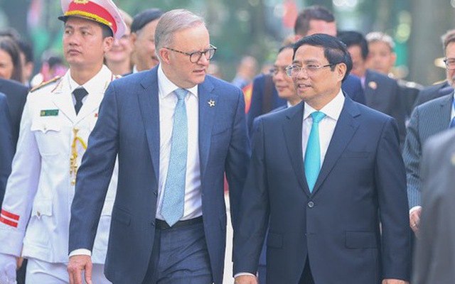 Cận cảnh Thủ tướng Phạm Minh Chính chủ trì lễ đón Thủ tướng Úc