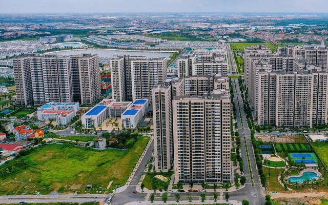 Hà Nội: 2 tỷ đồng mua nhà ở đâu giữa bối cảnh chung cư mới liên tục tăng giá?