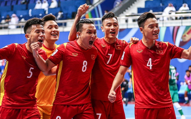 Ngược dòng ngoạn mục, tuyển futsal Việt Nam tạo nên bất ngờ trước đội xếp thứ 9 thế giới