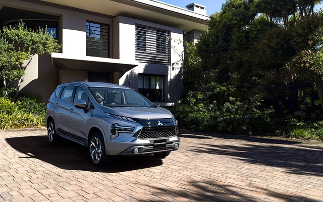 "Vua doanh số" Mitsubishi Xpander giảm giá cực mạnh, lớn nhất từ trước đến nay