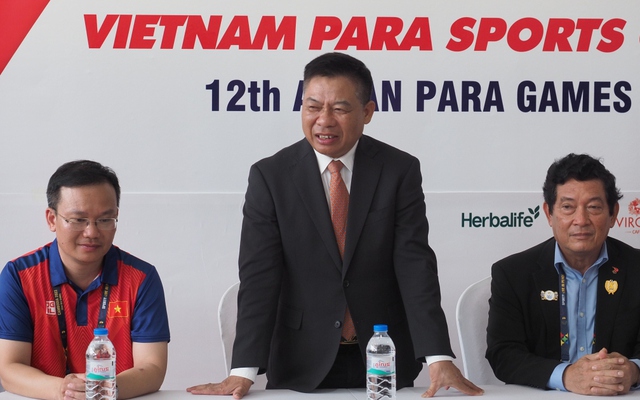 Đại sứ Việt Nam tại Campuchia thăm Đoàn thể thao Việt Nam dự ASEAN Para Games 12