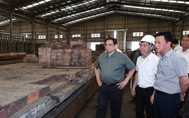 Thủ tướng thực địa dự án sản xuất sắt xốp gần 500 tỷ, hoạt động 3 năm rồi đóng cửa