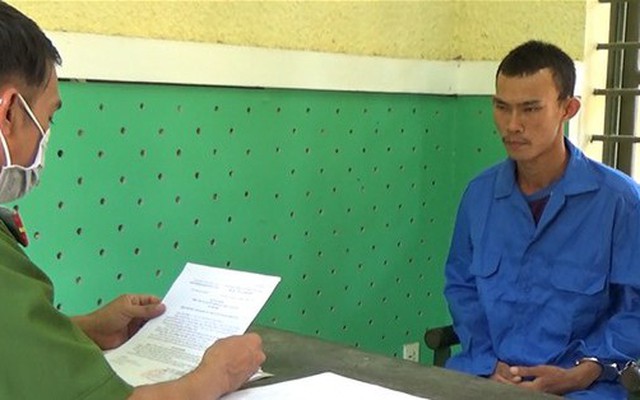 Đồng Tháp: Gã đàn ông nhẫn tâm châm cao su đốt con riêng 2 tuổi của vợ