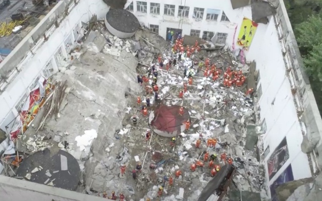 Sập phòng thể chất trường học tại Trung Quốc, ít nhất 11 người thiệt mạng