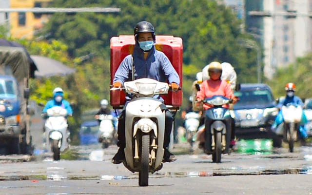 Thời tiết ngày 7/7: Nắng nóng vẫn tiếp diễn ở Bắc Bộ, gió mạnh trên biển