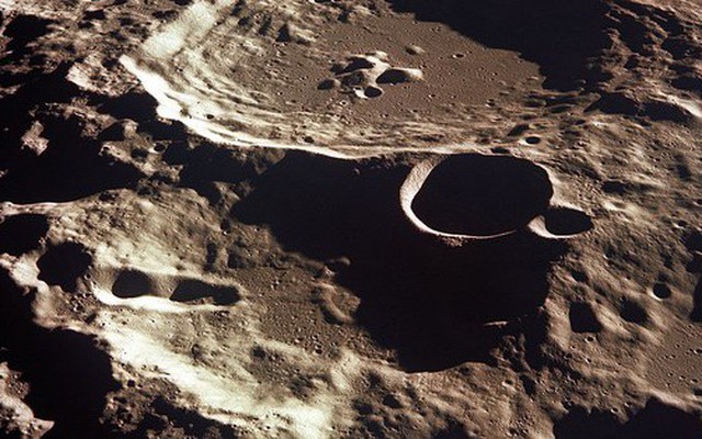 Tàu Trung Quốc xác định “thế giới ngầm” khó tin trong Mặt Trăng