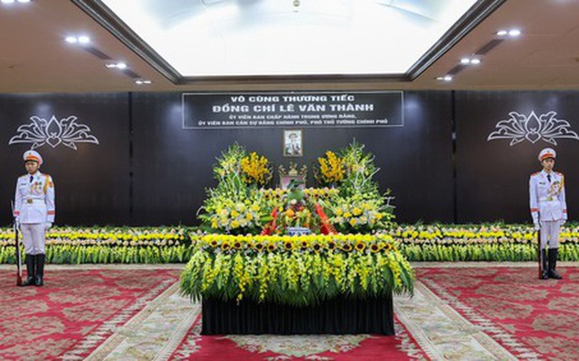 Lãnh đạo Đảng, Nhà nước viếng Phó Thủ tướng Lê Văn Thành
