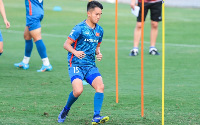Tuyển thủ U23 Việt Nam được LĐBĐ Cộng hoà Séc trao cơ hội đặc biệt