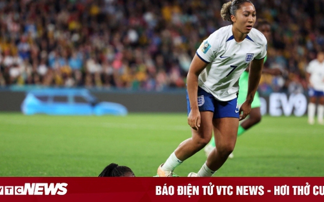 World Cup nữ 2023: Giẫm vào người đối thủ, em gái Reece James đăng đàn xin lỗi