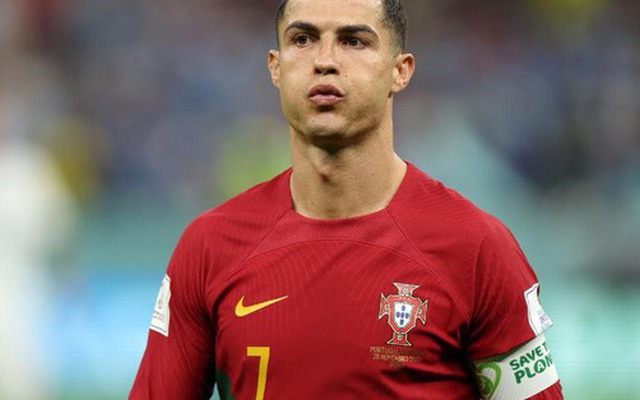 Tuyển Bồ Đào Nha thắng đậm nhất lịch sử khi thiếu Ronaldo, đồng đội lên tiếng bảo vệ CR7