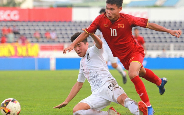 Từng sút tung lưới Hàn Quốc, thần đồng bóng đá Việt Nam bất ngờ giải nghệ ở tuổi 19 vì lý do đáng tiếc