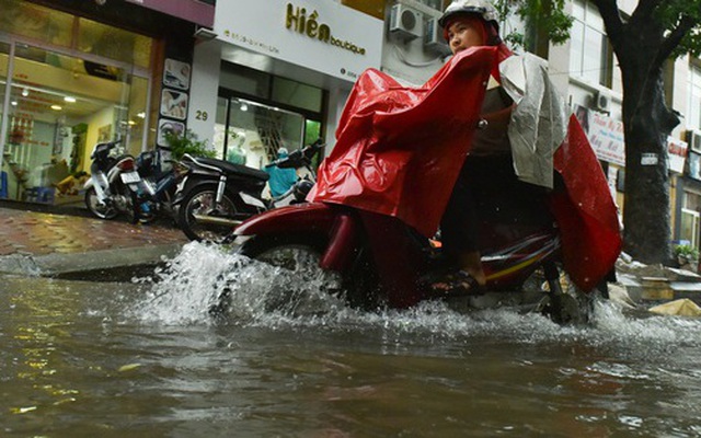 Tin mới nhất về đợt mưa lớn ở Bắc Bộ và khu vực Hà Nội