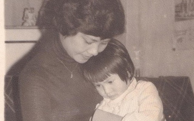 Con gái ôn lại kỷ niệm với nghệ sĩ sáo Hồng Nhung - vợ cũ của nhạc sĩ Phú Quang
