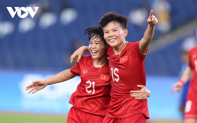 Trực tiếp ĐT nữ Việt Nam 6-1 ĐT nữ Bangladesh: Tỷ số cách biệt