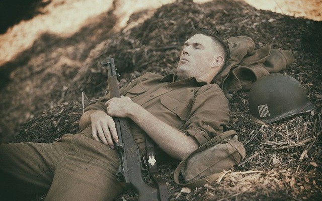 Kỹ thuật ngủ kiểu quân sự gây sốt cộng đồng mạng