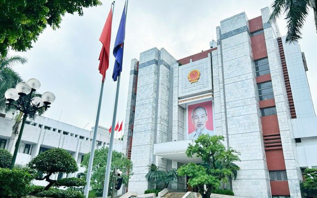 Đề xuất Chủ tịch Hà Nội được tuyển dụng nhân lực không qua thi tuyển