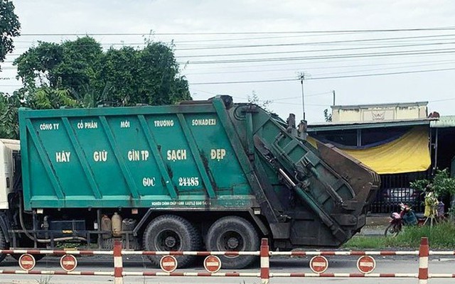 Bắt tạm giam tài xế xe chở rác gây tai nạn làm một học sinh tử vong