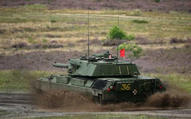 Đan Mạch dùng xe tăng trưng bày ở bảo tàng để huấn luyện binh sỹ Ukraine