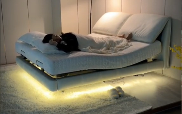 Chiếc nệm uốn lượn gây sốt vì khiến người dùng "ngủ cả ngày"