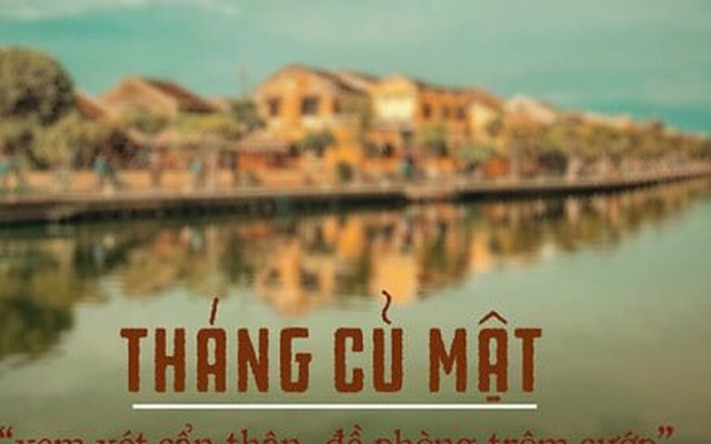 Tháng củ mật là gì?