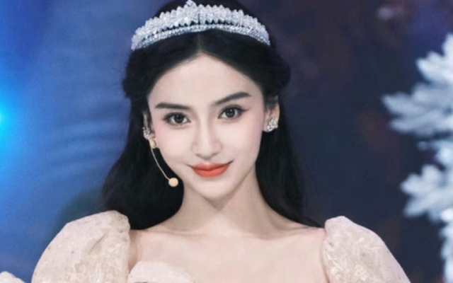 Rầm rộ tin Angelababy sắp được gỡ phong sát, sẽ trở lại giới giải trí và tham gia show Đạp gió 2024