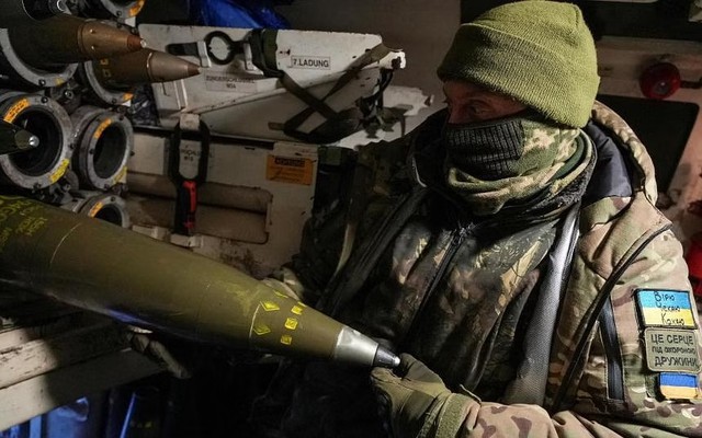 23 nước lập liên minh viện trợ quân sự cho Ukraine, Pháp tặng ngay 12 khẩu pháo