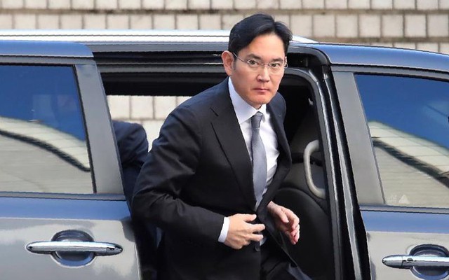Hé lộ điều khiến chủ tịch Lee Jae-yong và 40 giám đốc lo sợ nếu Samsung sa sút dù chỉ 1 chút cũng 'không dễ dàng phục hồi'