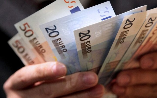'Tịch thu tài sản của Nga sẽ khiến đồng euro gặp nguy hiểm'