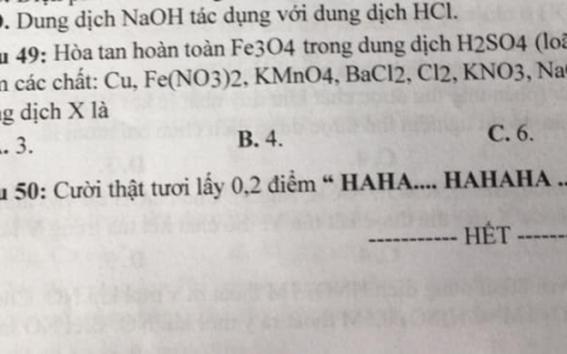 Đề Hóa độc lạ nhất MXH lúc này: Học sinh chỉ cần cười là có điểm, đi thi mà chẳng áp lực gì