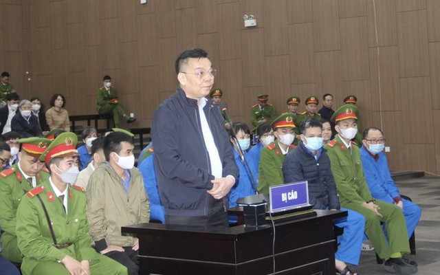 Xét xử sơ thẩm đại án Việt Á: Ba cựu ủy viên Trung ương bị đề nghị mức án nào?