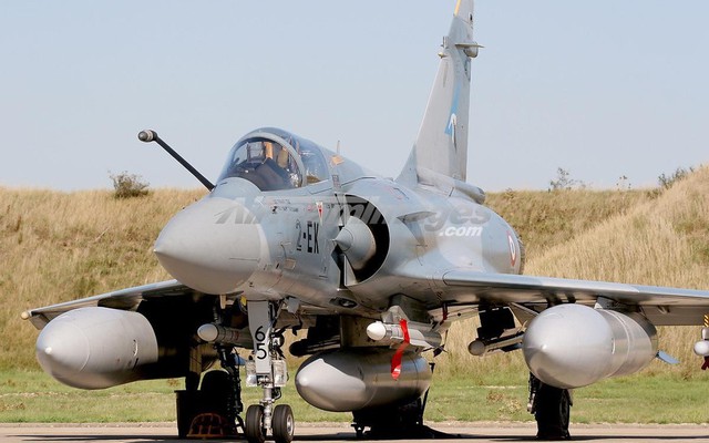 Chuyên gia: Mirage 2000-5F chỉ là 'chiếc vali không có tay cầm'