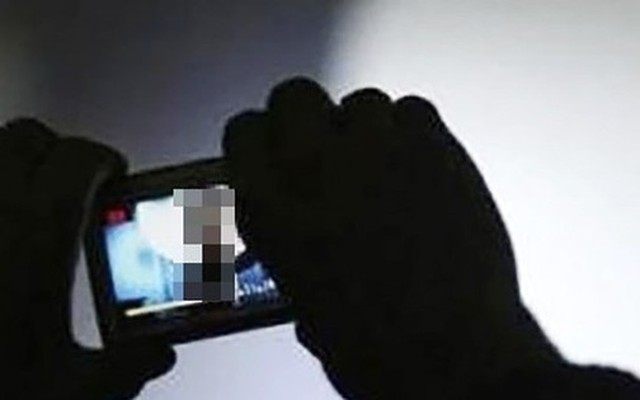 Nhiều người bị kẻ gian bí mật quay phim tống tiền khi ‘chat sex’