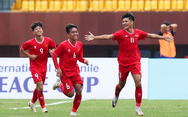 Giải châu Á: Tuyển Việt Nam gặp lá thăm đầy rủi ro; tuyển Campuchia bất ngờ dẫn đầu bảng