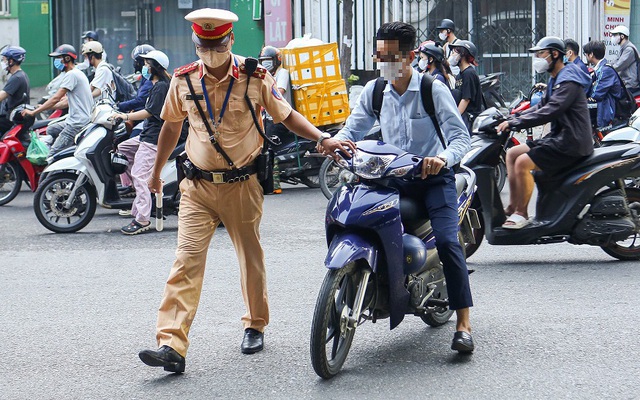 Hàng loạt lỗi vi phạm giao thông phổ biến có thể tăng mức phạt 'khủng', từ 800 nghìn lên 22 triệu đồng