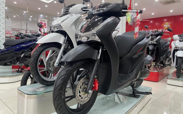 Giá SH, Air Blade, Vario 160... cùng dò đáy, Honda tiếp tục 'bồi' thêm ưu đãi lớn cho khách mua xe cuối năm