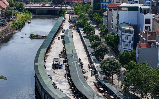 Hà Nội: Chợ 'đầu mối' La Khê xây trên đất công trình thủy lợi hơn 10 năm không ai biết?