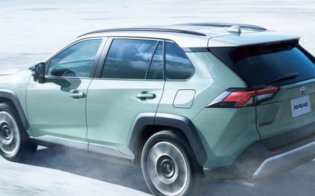 SUV Toyota ra mắt bản mới: Một thay đổi lớn gây chú ý, tham vọng quay lại ngôi vị bán chạy số 1 thế giới