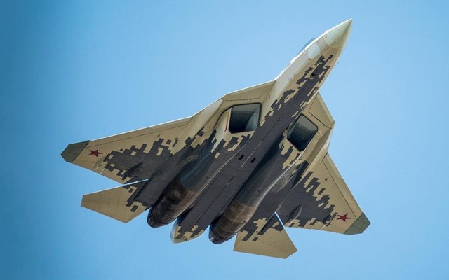 Dư luận Trung Quốc chỉ điểm yếu của Su-57 khi quan sát chi tiết ở cự ly gần